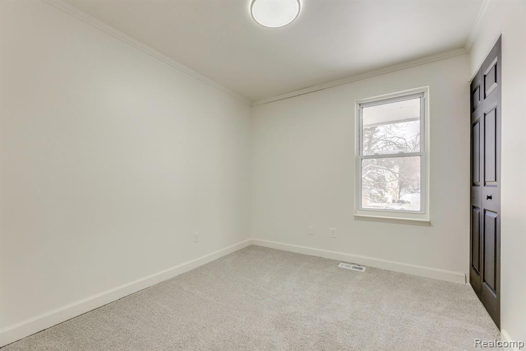 1499 West Horseshoe Bend Rochester, MI 48306 - Photo 28 of 50