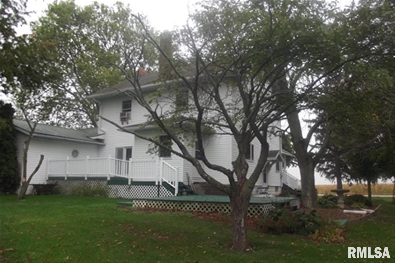 24240 Territorial Road Le Claire, IA 52753 - Photo 7 of 24 Gallery Image 7