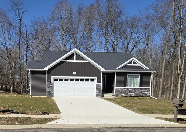 $409,000 | 210 Glenwood Circle, Manchester, MI 48158