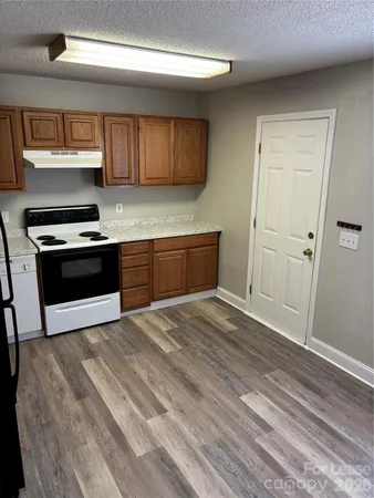 $1,250 | 5904 Nc 150 Highway East, Maiden, NC 28650