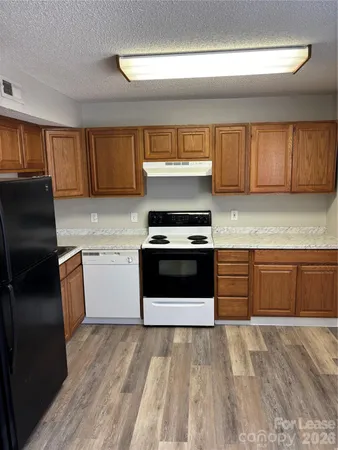 $1,250 | 5904 Nc 150 Highway East, Maiden, NC 28650