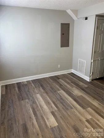 $1,250 | 5904 Nc 150 Highway East, Maiden, NC 28650