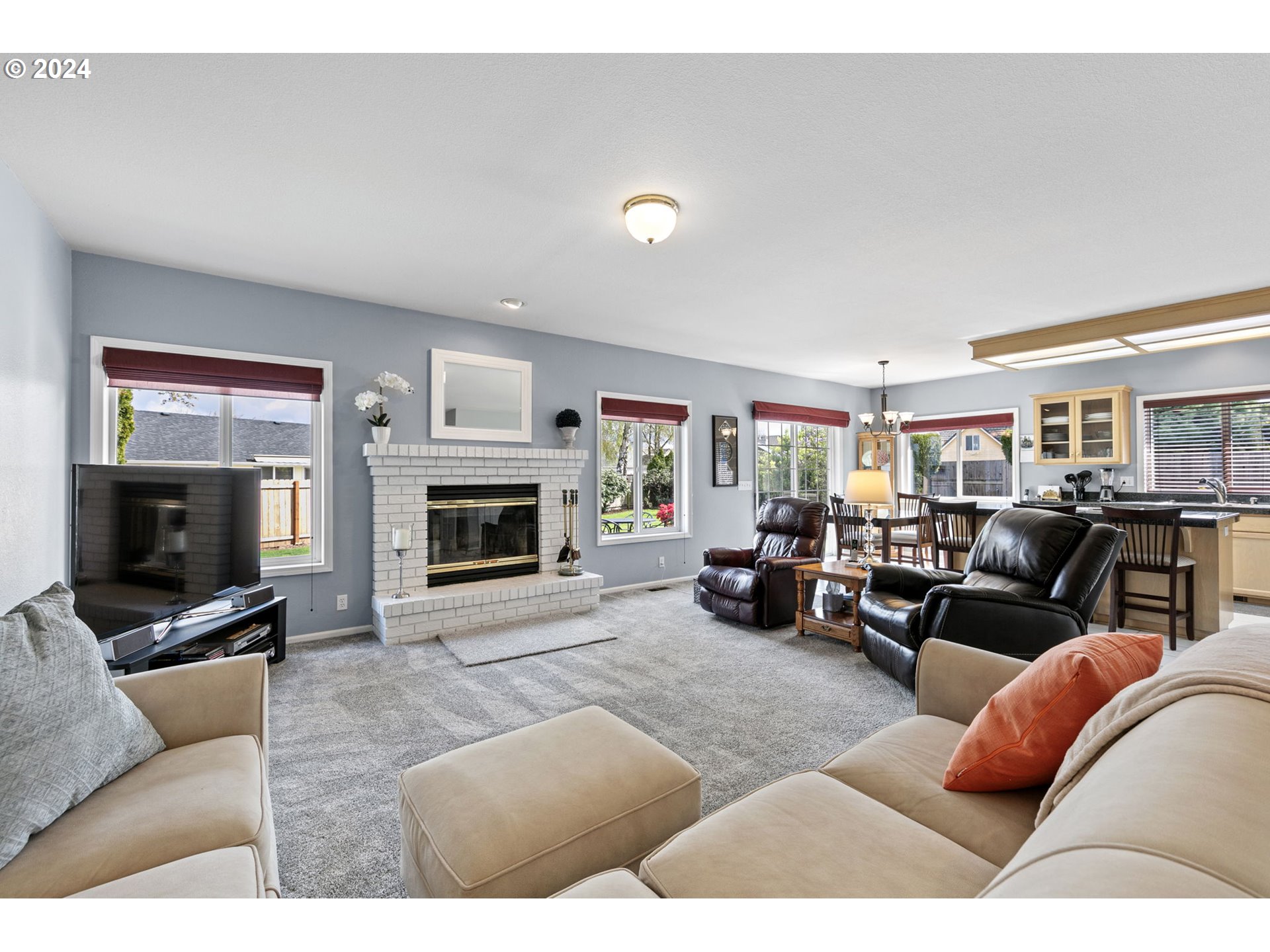 1675 Victorian Way Eugene, OR 97401 - Photo 14 of 48 Gallery Image 14