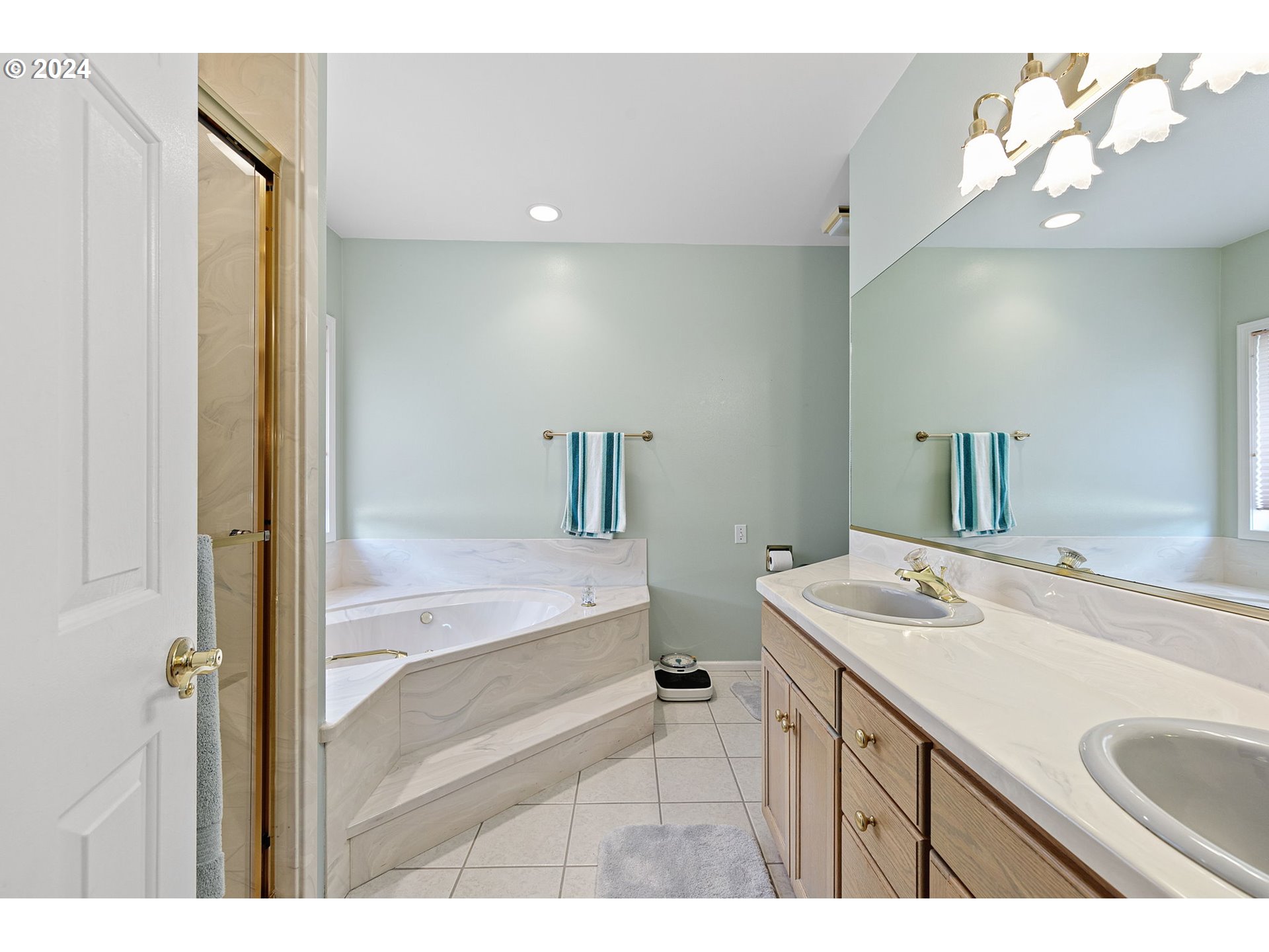 1675 Victorian Way Eugene, OR 97401 - Photo 26 of 48 Gallery Image 26