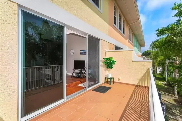 a view of a utility room with washer and dryer