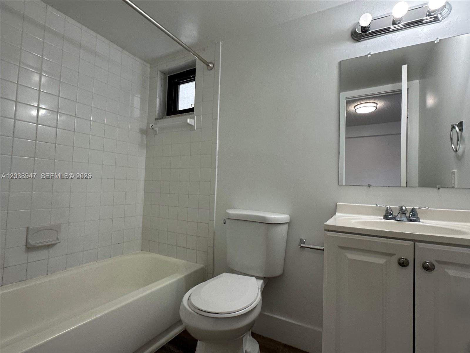 529 Southwest 4th Street, Unit 104 Miami, FL 33130 - Photo 16 of 28