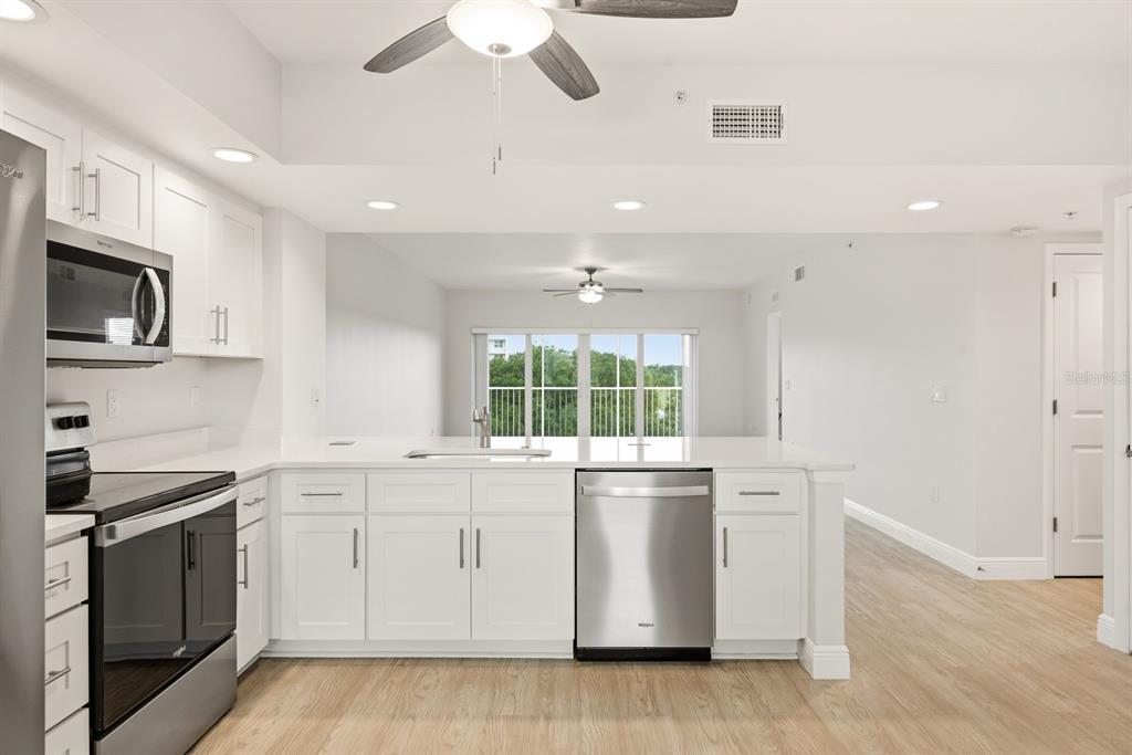 960 Starkey Road, Unit 10304 Largo, FL 33771 - Photo 20 of 39 Gallery Image 20