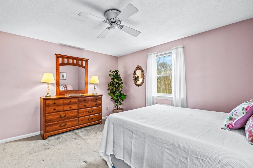 237 Main Street, Unit A8 Reading, MA 01867 - Photo 12 of 19 Gallery Image 12