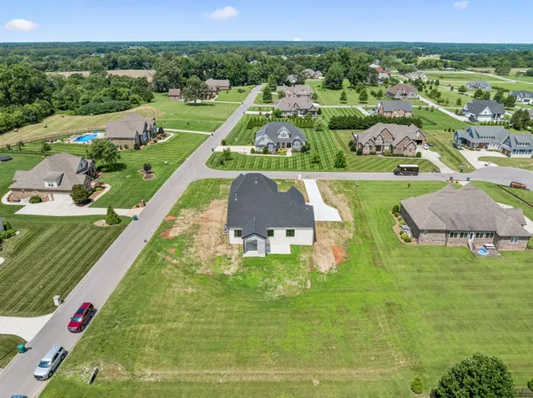 $749,500 | 16 Blairmont Court, Winchester, TN 37398