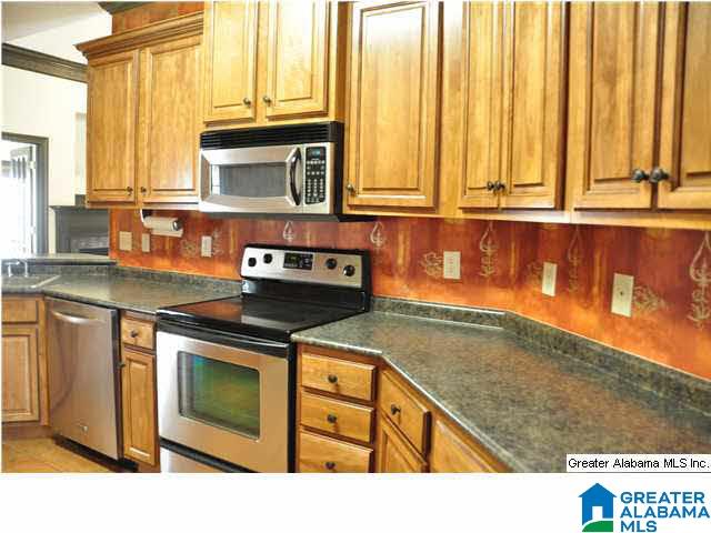 1041 Stoneykirk Road Pelham, AL 35124 - Photo 7 of 23