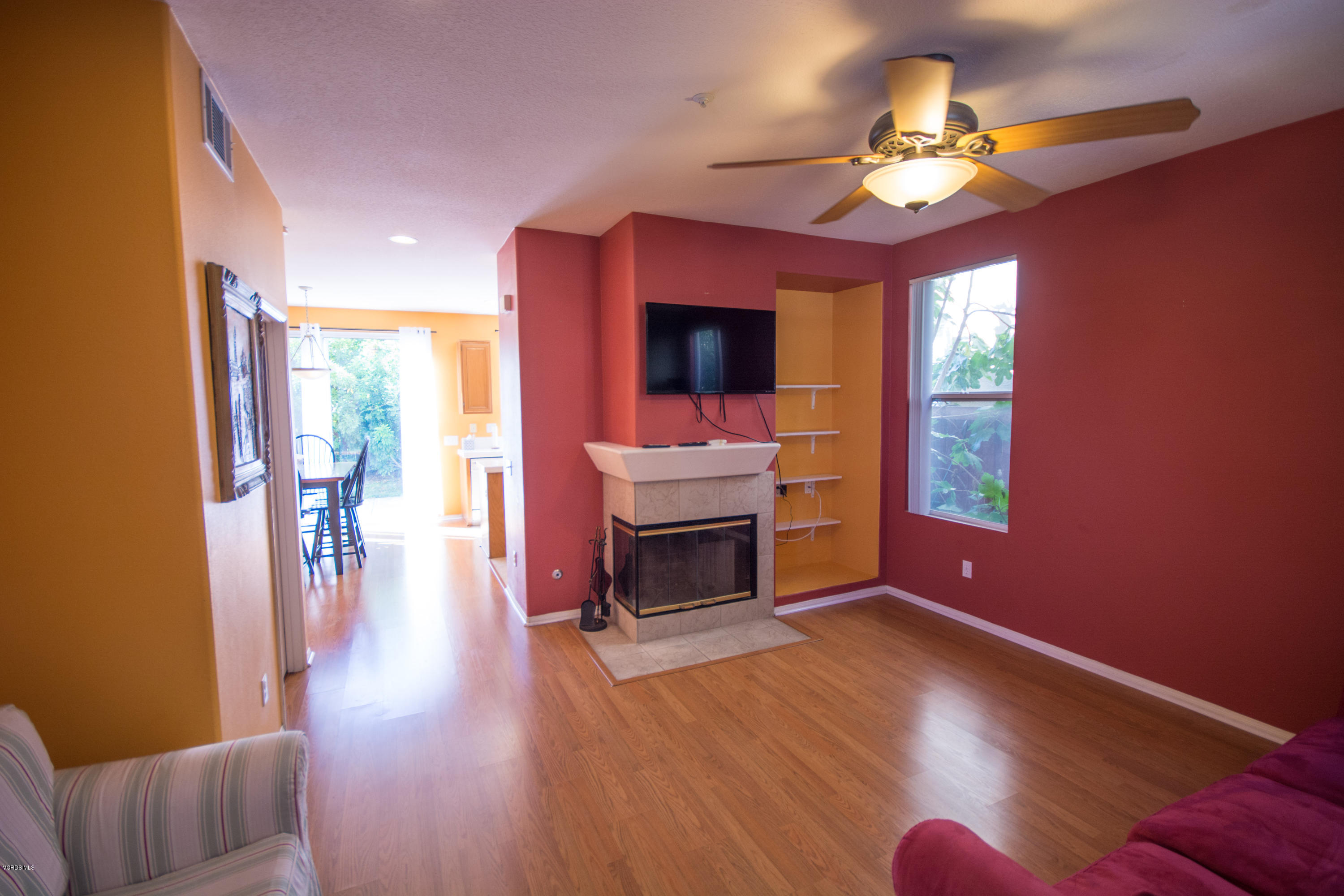 817 Navigator Way Oxnard, CA 93035 - Photo 12 of 24 817 Navigator -10