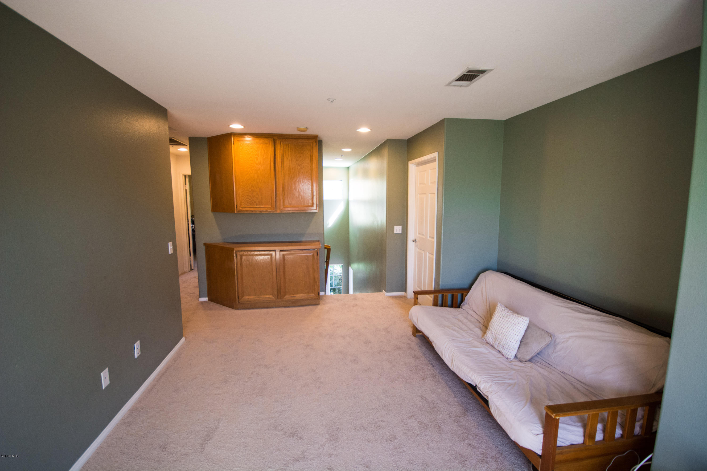 817 Navigator Way Oxnard, CA 93035 - Photo 21 of 24 817 Navigator -19