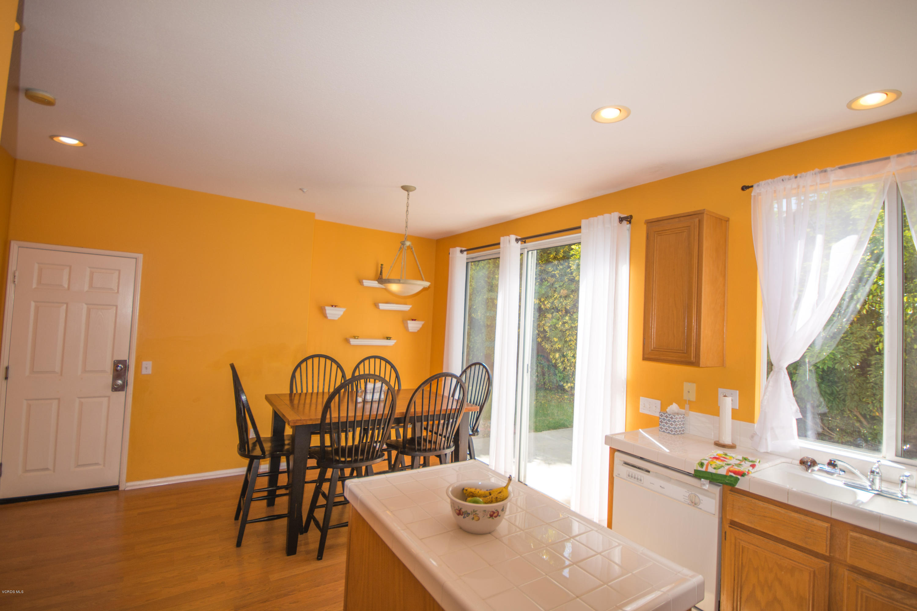 817 Navigator Way Oxnard, CA 93035 - Photo 9 of 24 817 Navigator -7