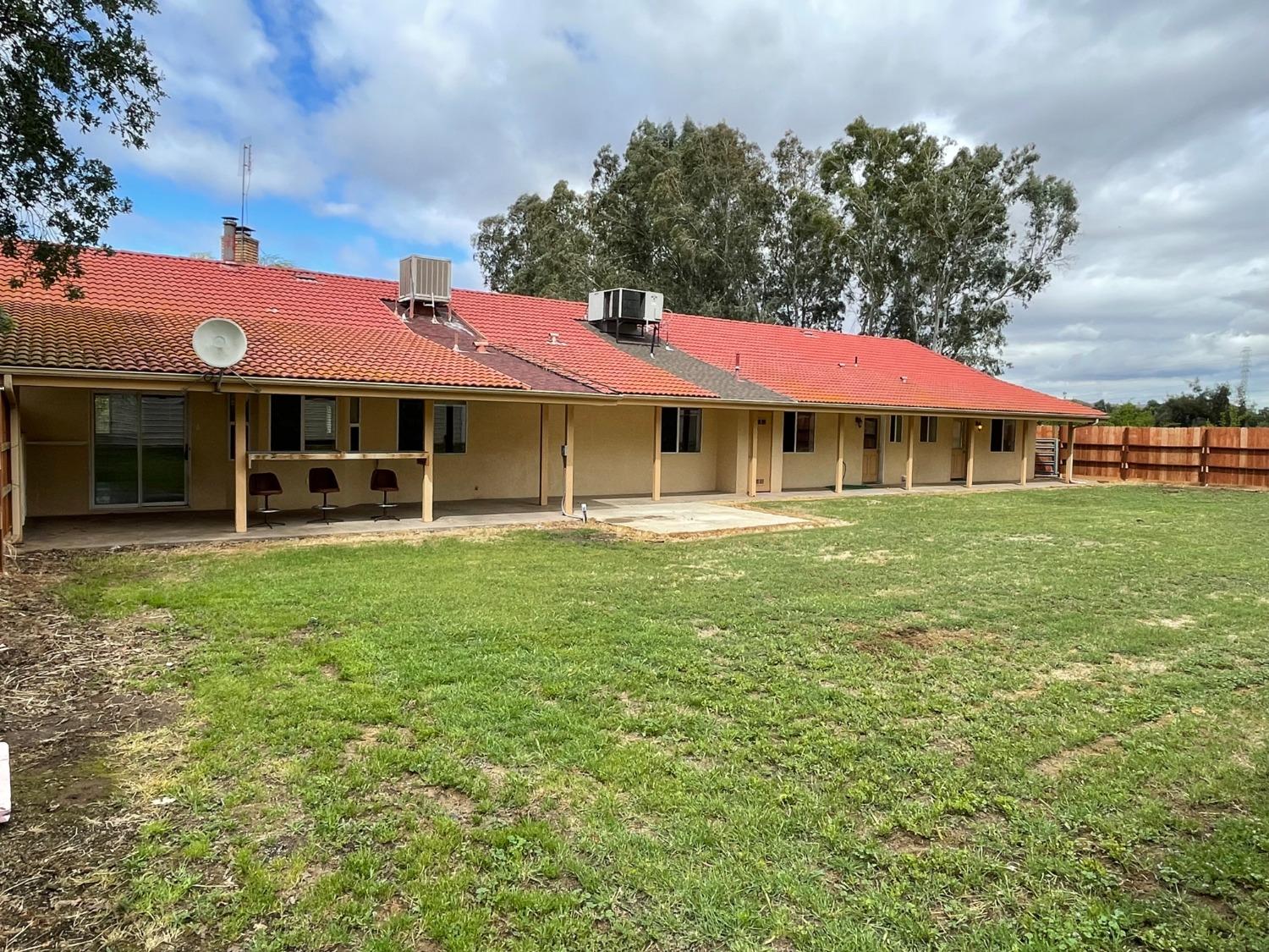 2344 Tivy Valley Road Sanger, CA 93657 - Photo 36 of 61 a view of a house with a yard