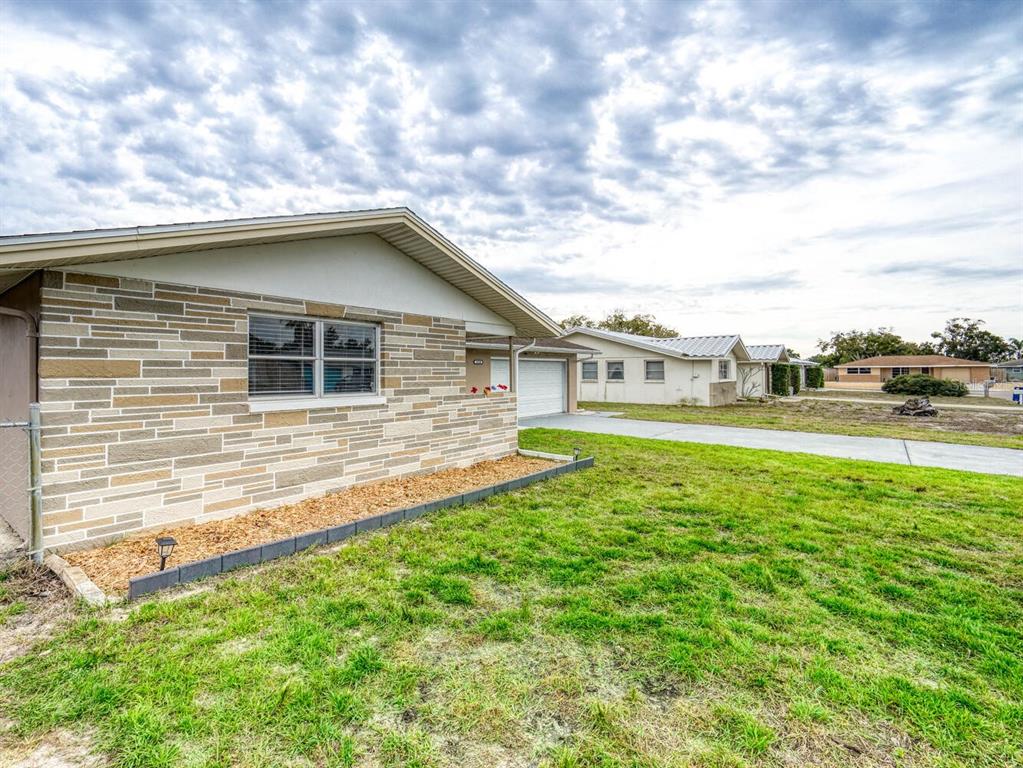 10320 Honeysuckle Lane Port Richey, FL 34668 - Photo 36 of 53