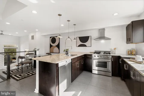 $649,000 | 140 Master Street, Philadelphia, PA 19122