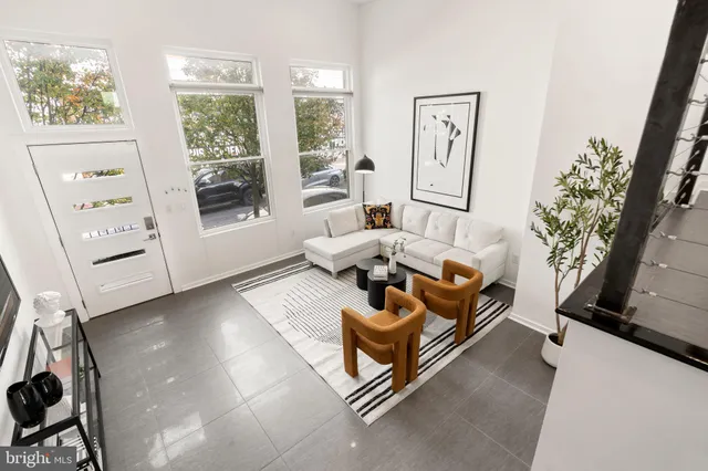 $649,000 | 140 Master Street, Philadelphia, PA 19122