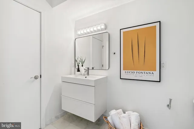 $649,000 | 140 Master Street, Philadelphia, PA 19122