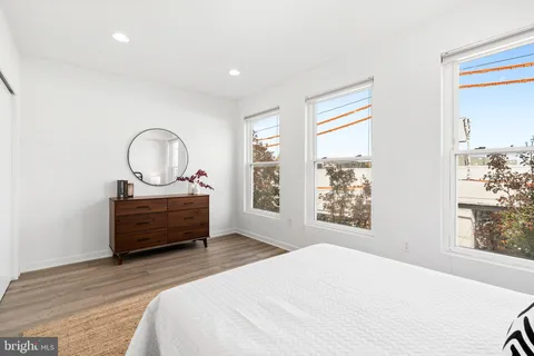 $649,000 | 140 Master Street, Philadelphia, PA 19122