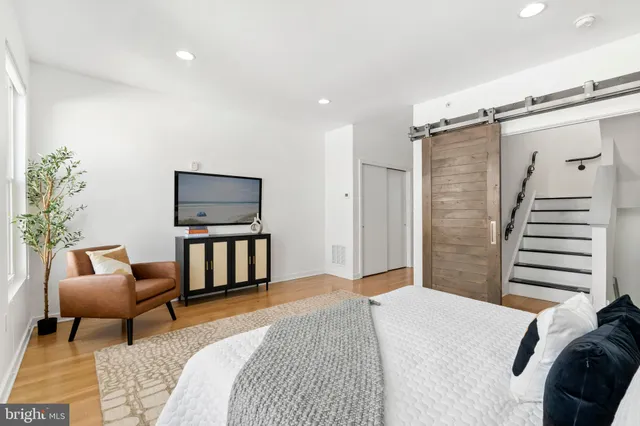 $649,000 | 140 Master Street, Philadelphia, PA 19122