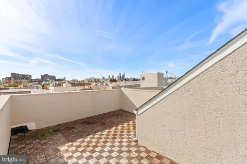 $649,000 | 140 Master Street, Philadelphia, PA 19122