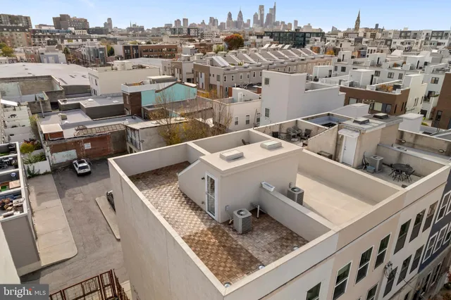 $649,000 | 140 Master Street, Philadelphia, PA 19122