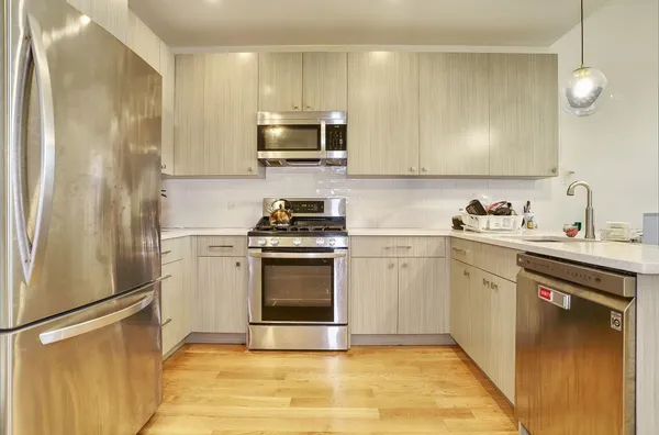 $6,500 | 627 Washington Street, Unit 1, Hoboken, NJ 07030
