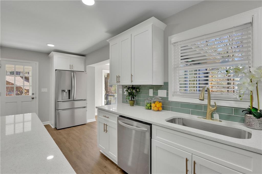 1308 Talcott Place Decatur, GA 30033 - Photo 17 of 39