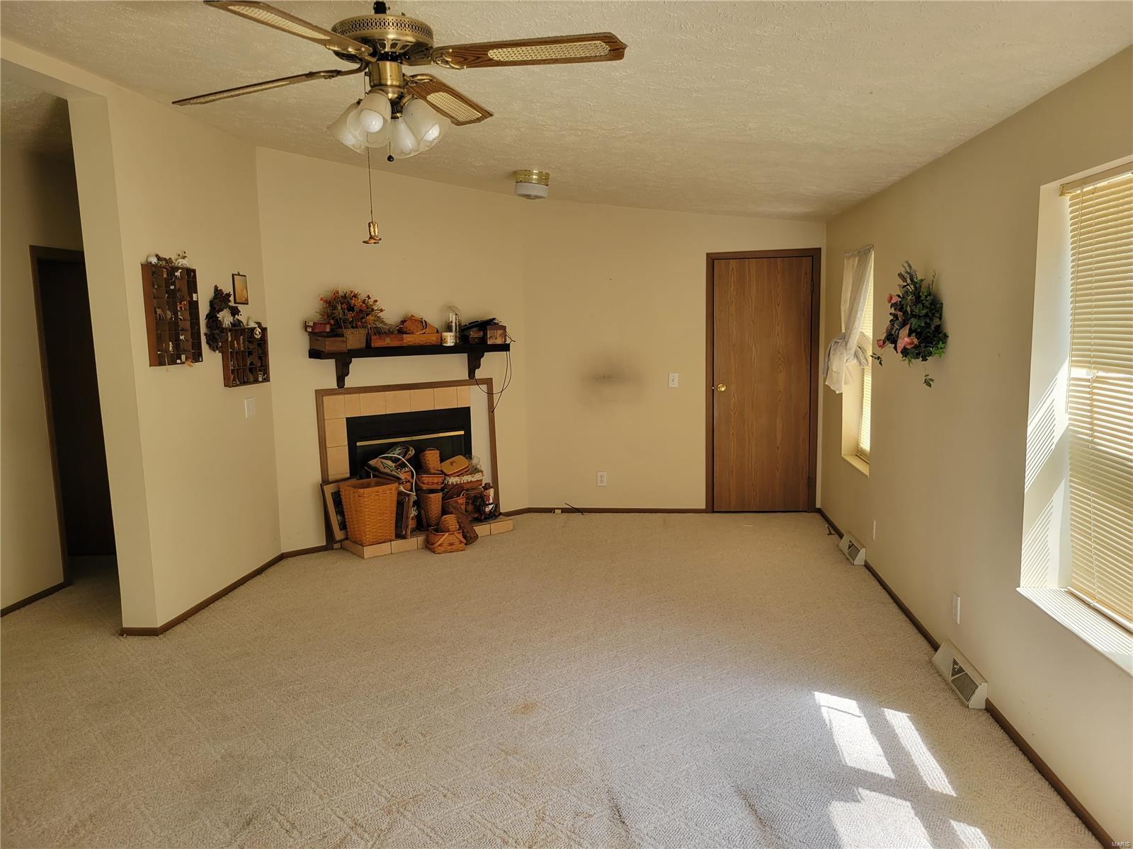 7315 Bethalto Road Bethalto, IL 62010 - Photo 9 of 19
