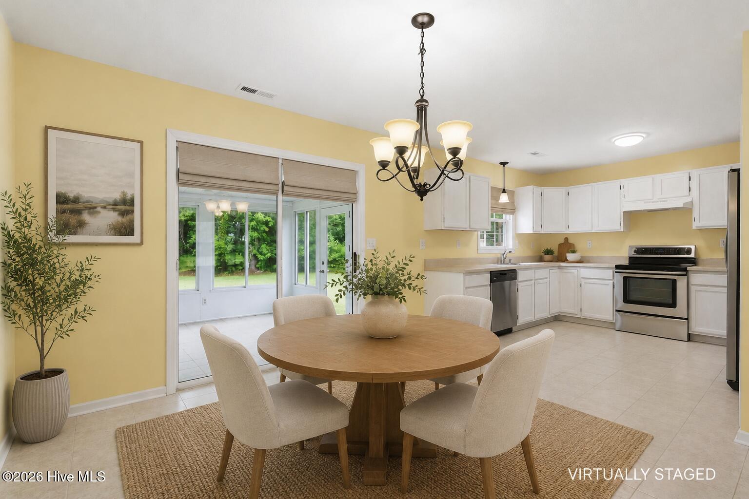 5709 County Line Road New Bern, NC 28562 - Photo 4 of 39 Virtually Staged - Kitchen / Dining