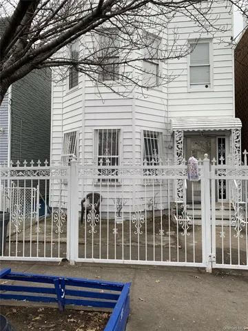 $999,996 | 1039 Olmstead Avenue | Unionport