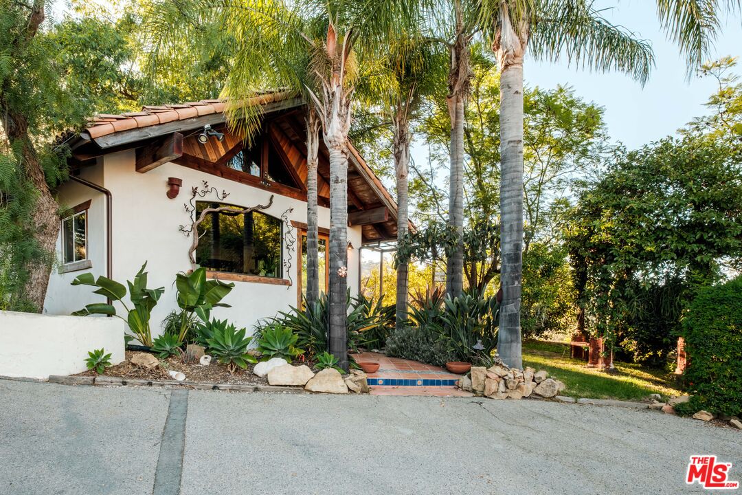 20333 Reigate Road Topanga, CA 90290 - Photo 52 of 69 Gallery Image 52