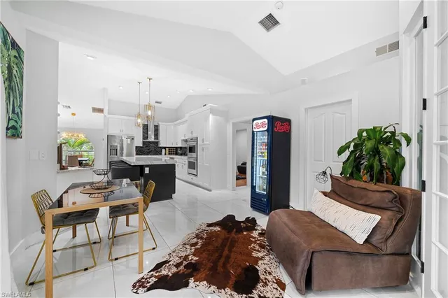 $1,195,000 | 8139 Las Palmas Way, Naples, FL 34109