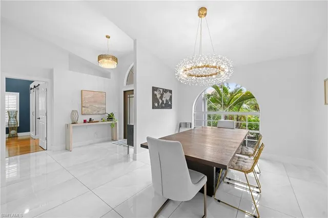 $1,195,000 | 8139 Las Palmas Way, Naples, FL 34109