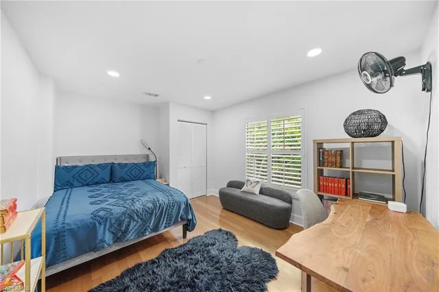 $1,195,000 | 8139 Las Palmas Way, Naples, FL 34109