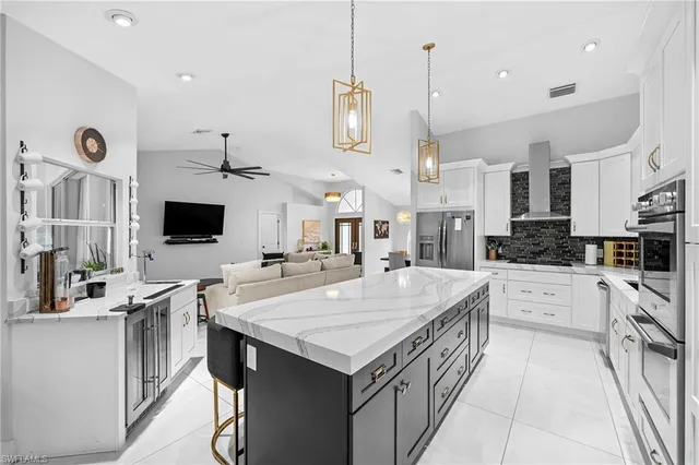 $1,195,000 | 8139 Las Palmas Way, Naples, FL 34109