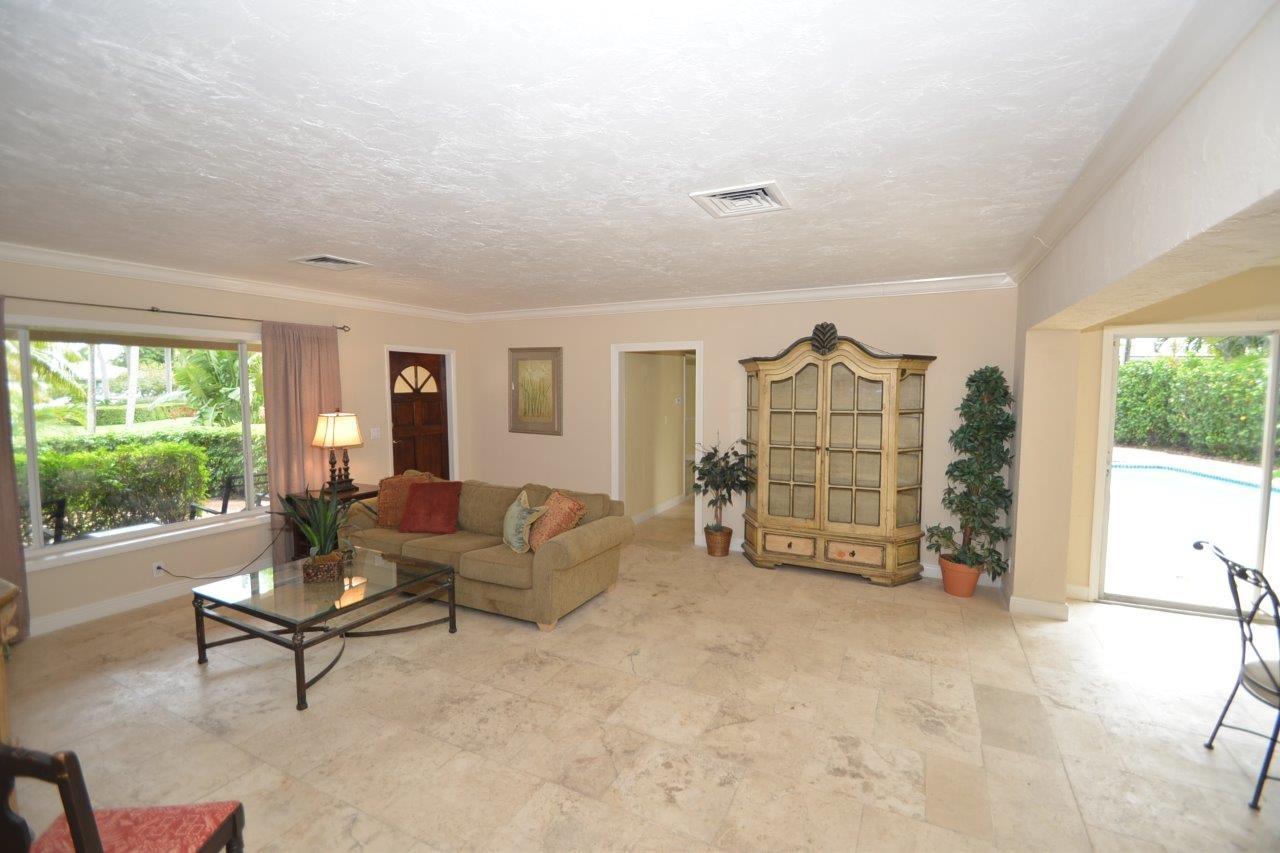 121 Northeast Spanish Court Boca Raton, FL 33432 - Photo 11 of 35 DSC_8422