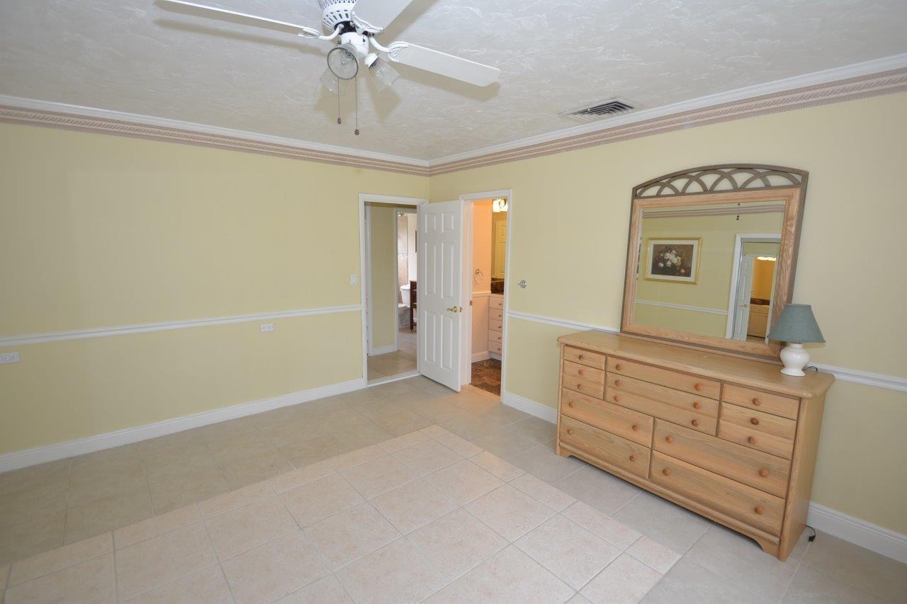 121 Northeast Spanish Court Boca Raton, FL 33432 - Photo 17 of 35 DSC_8441