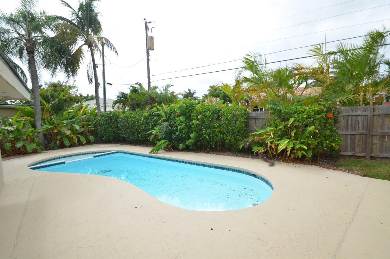 121 Northeast Spanish Court Boca Raton, FL 33432 - Photo 21 of 35 DSC_8426