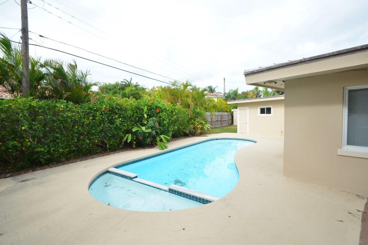 121 Northeast Spanish Court Boca Raton, FL 33432 - Photo 22 of 35 DSC_8427