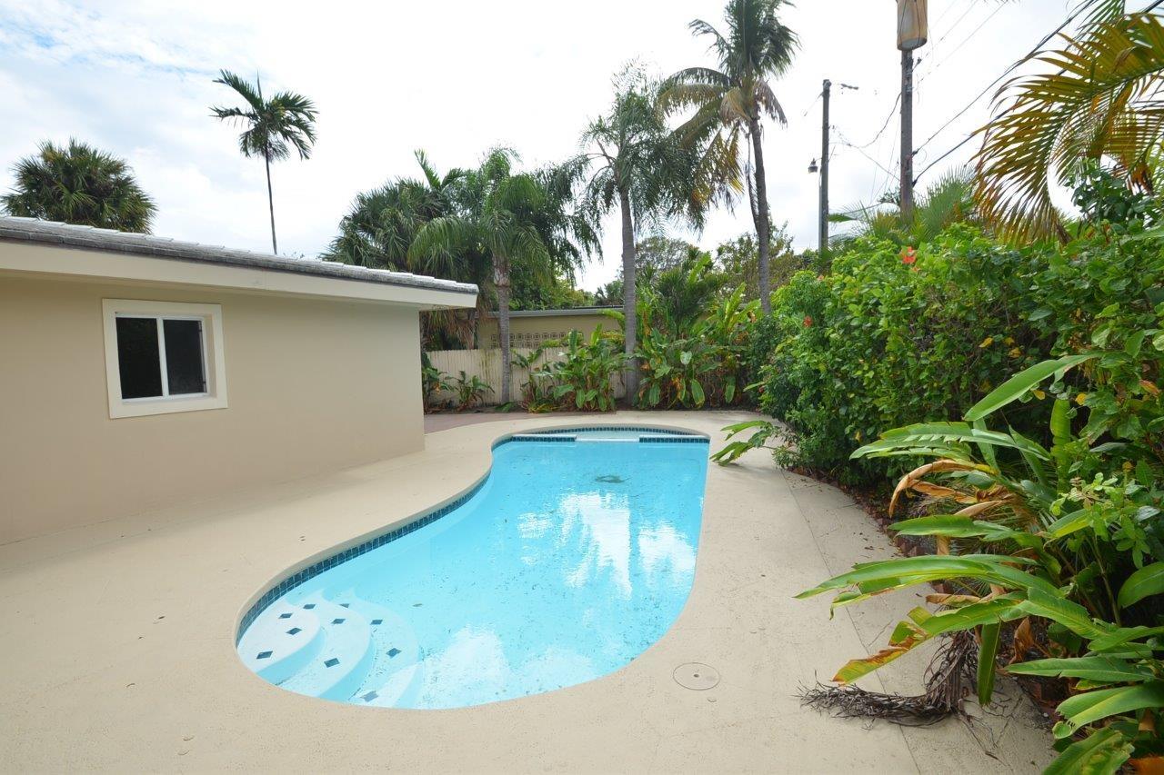 121 Northeast Spanish Court Boca Raton, FL 33432 - Photo 24 of 35 DSC_8429