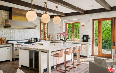 $7,450,000 | 6201 Ramirez Mesa Drive, Malibu, CA 90265