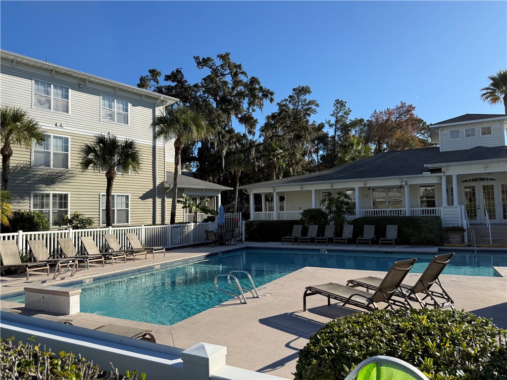 1704 Frederica Road, Unit 633 St. Simons Island, GA 31522 - Photo 19 of 20 Communal pool