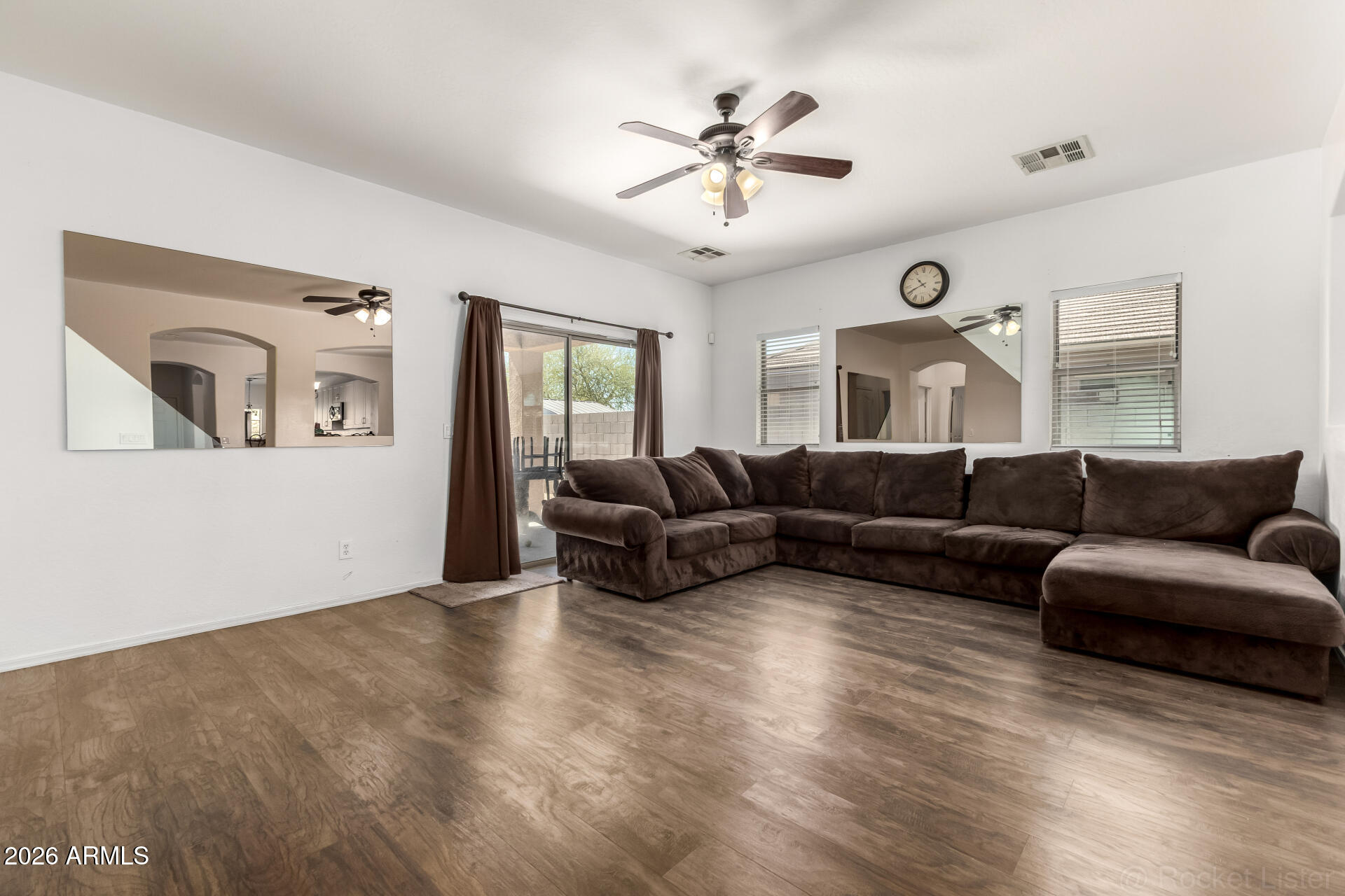 11637 West Rio Vista Lane Avondale, AZ 85323 - Photo 7 of 38 09 - Rio Vista 11637