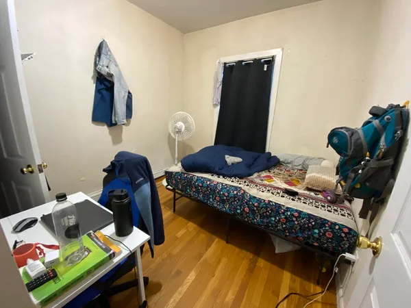 $3,750 | 38 South Huntington Avenue, Unit 2, Boston, MA 02130
