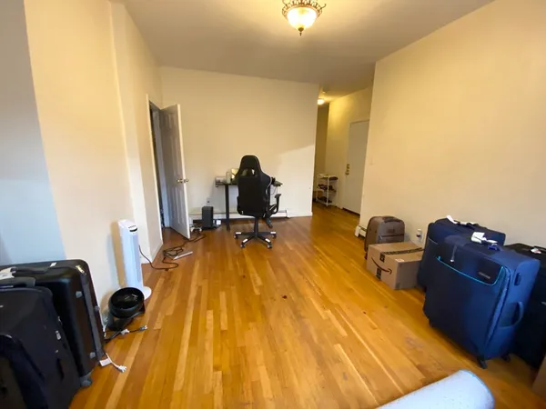 $3,750 | 38 South Huntington Avenue, Unit 2, Boston, MA 02130