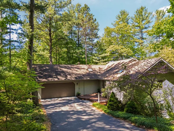 $758,000 | 7211 Logan Lane, Traverse City, MI 49686