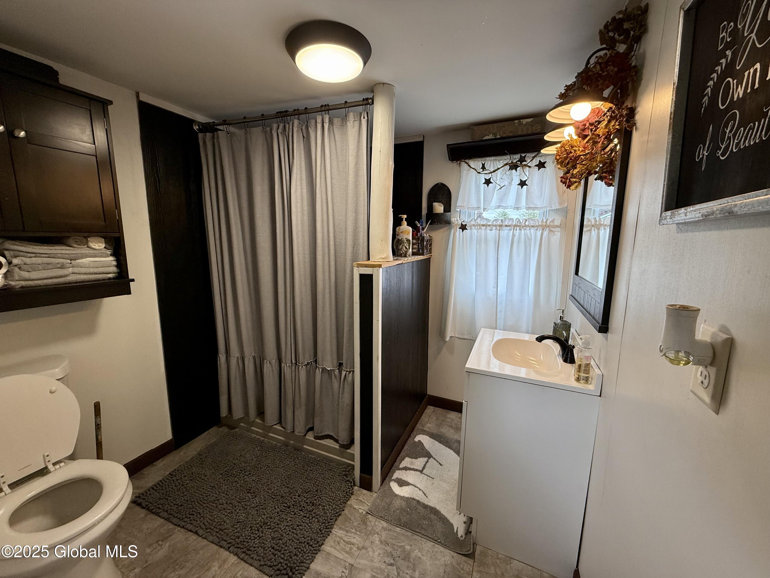 682 Midline Road Perth, NY 12010 - Photo 22 of 40 IMG_1622