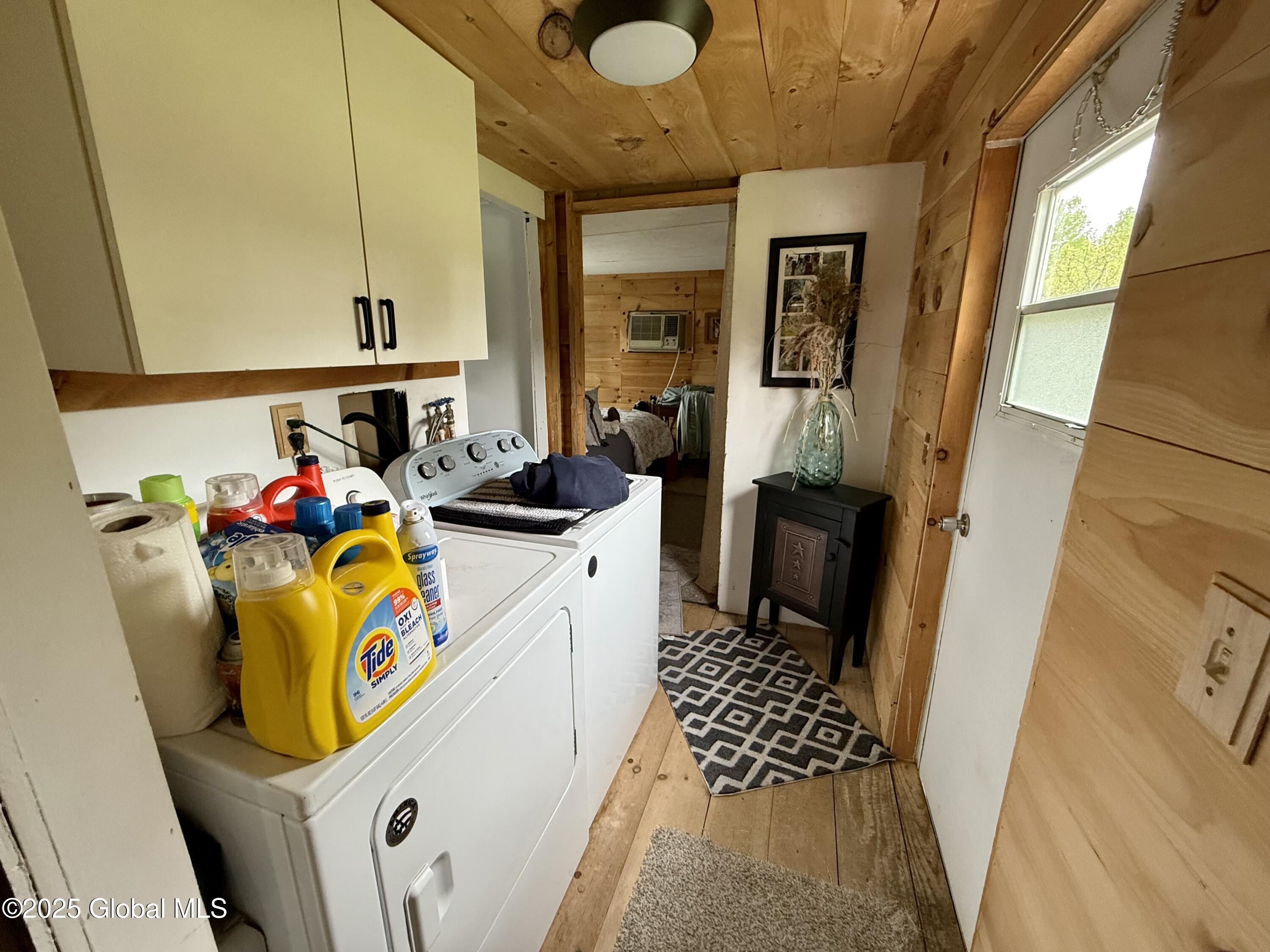 682 Midline Road Perth, NY 12010 - Photo 24 of 40 IMG_1621