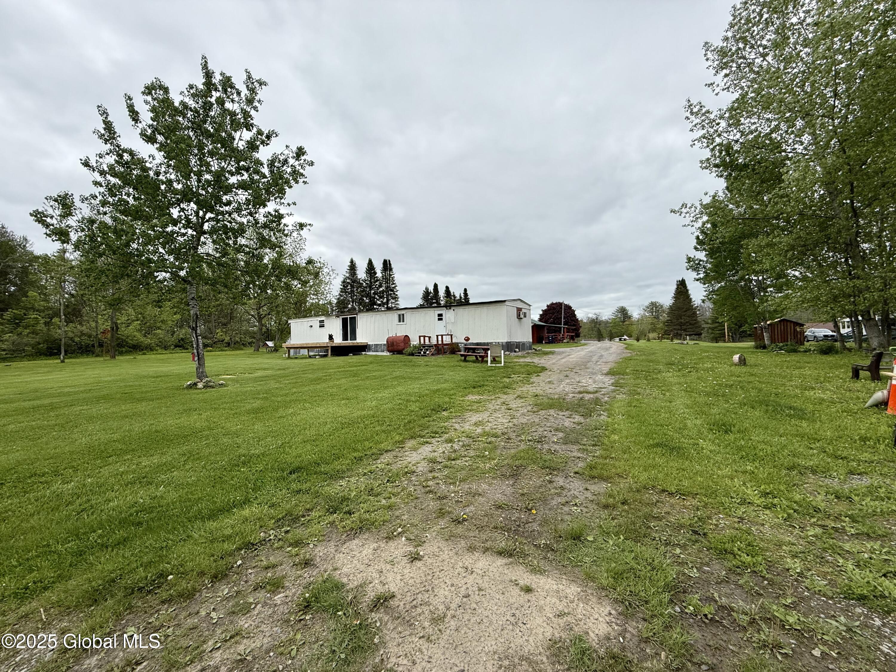 682 Midline Road Perth, NY 12010 - Photo 8 of 40 IMG_1654